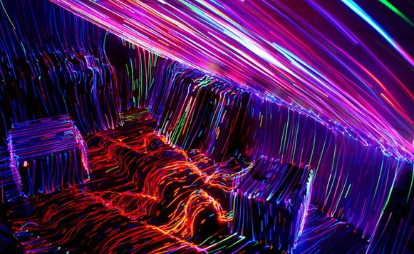 Impresionantes cuadros topográficos luminosos realizados con LEDs y software (por Manuel Cosío)